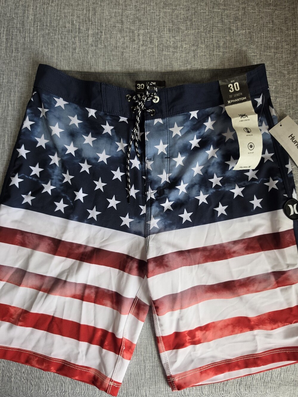 Hurley Phantom Men's Red White Blue 20" Board Shorts Size 30 American Flag